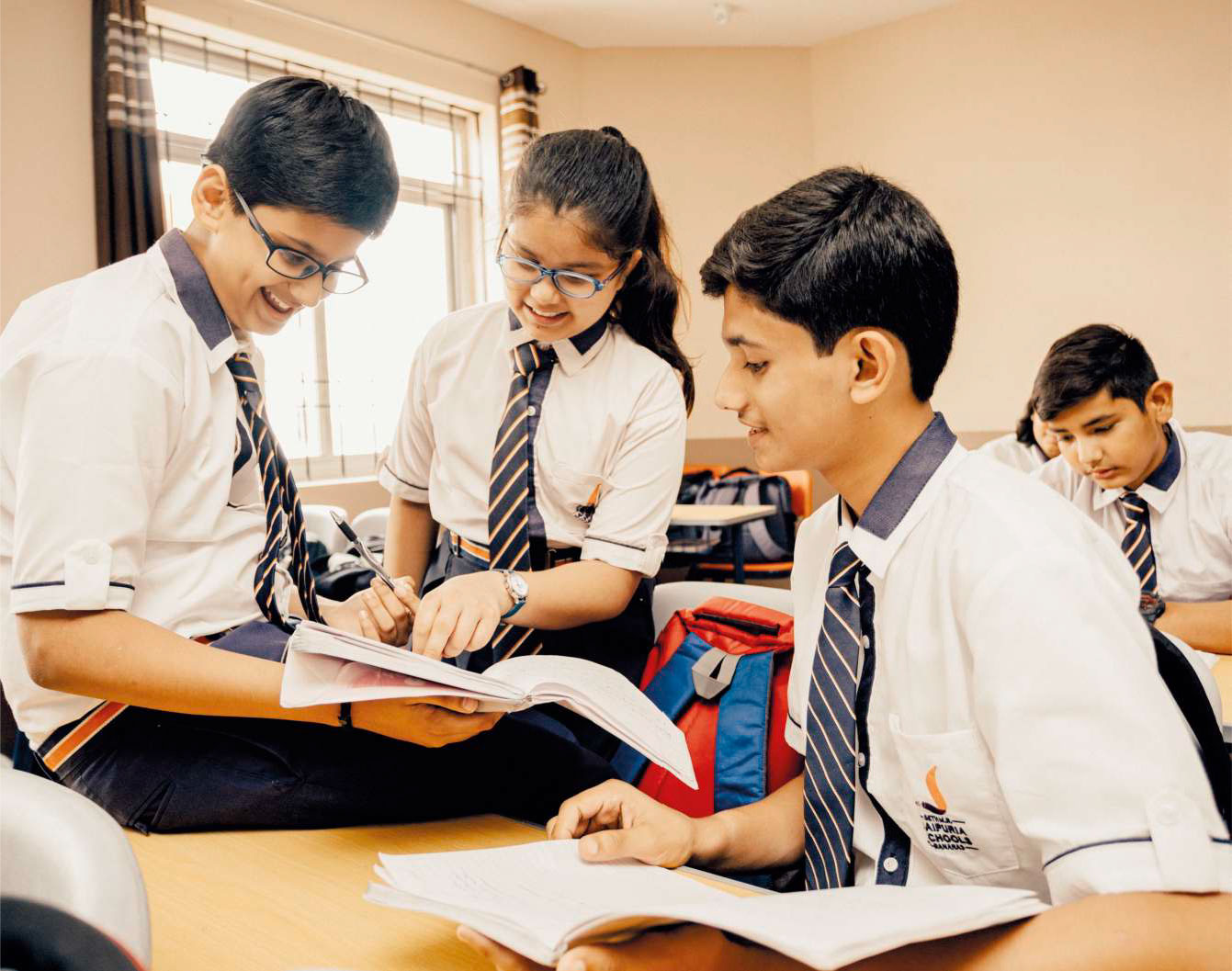 Best school for kids in Varanasi – Jaipuria School Parao